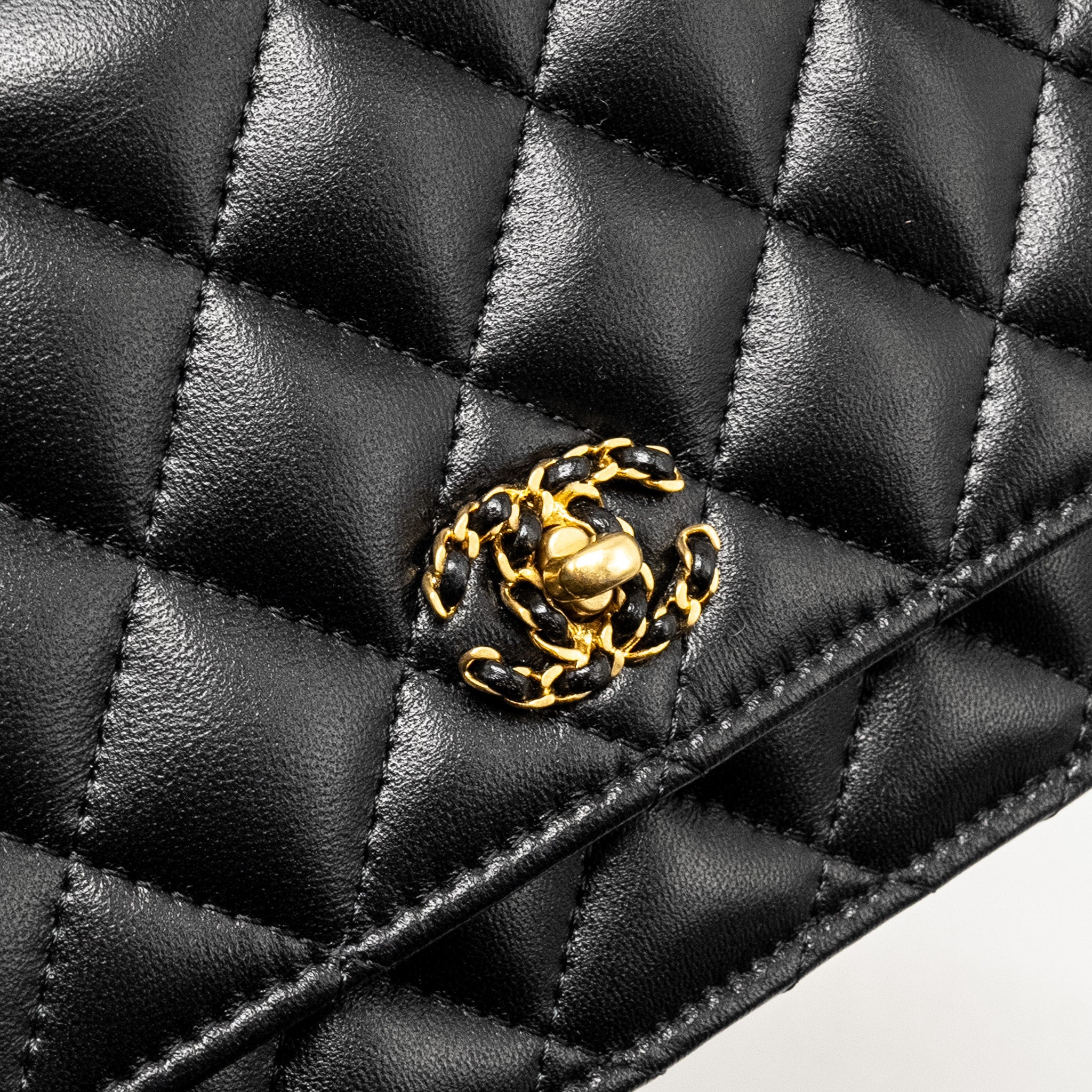 CHANEL LETTER LOGO TOP HANDLE WALLET ON CHAIN LAMBSKIN BLACK GHW (MICROCHIP)