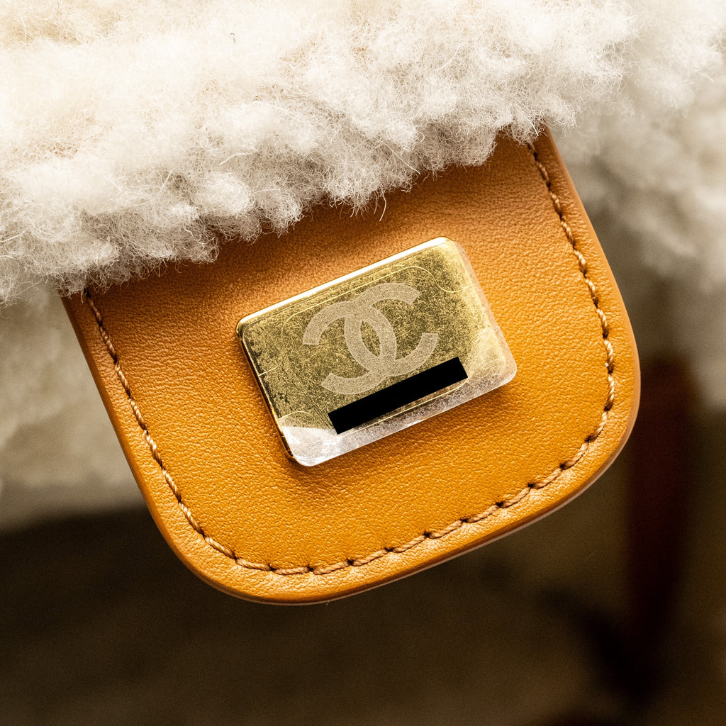 CHANEL MEDIUM 22 BAG QUILTED SHEARLING SUEDE CAMEL GHW (MICROCHIP)