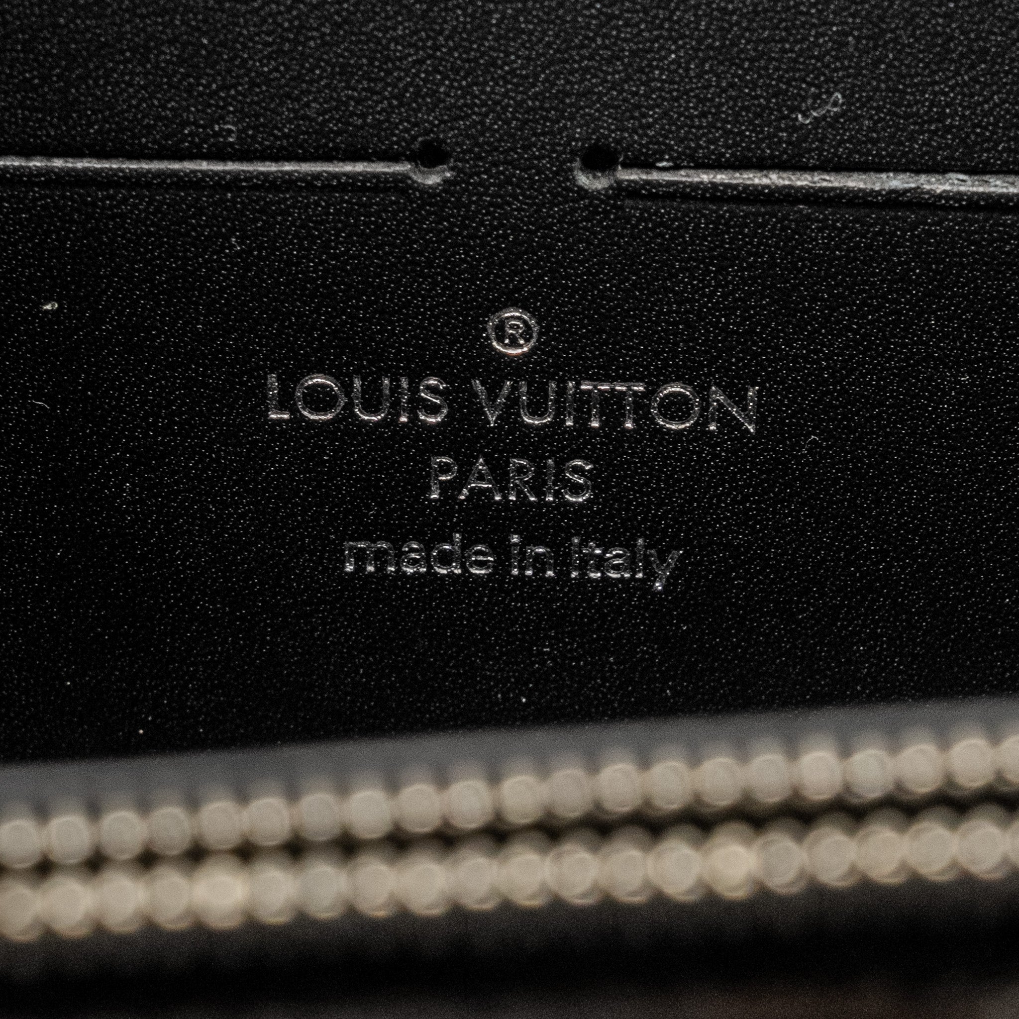 LOUIS VUITTON WILD AT HEART TWIST WALLET ON CHAIN CALFSKIN/MONOGRAM CANVAS MULTICOLOLUR BLACK/SLIVER HARDWARE