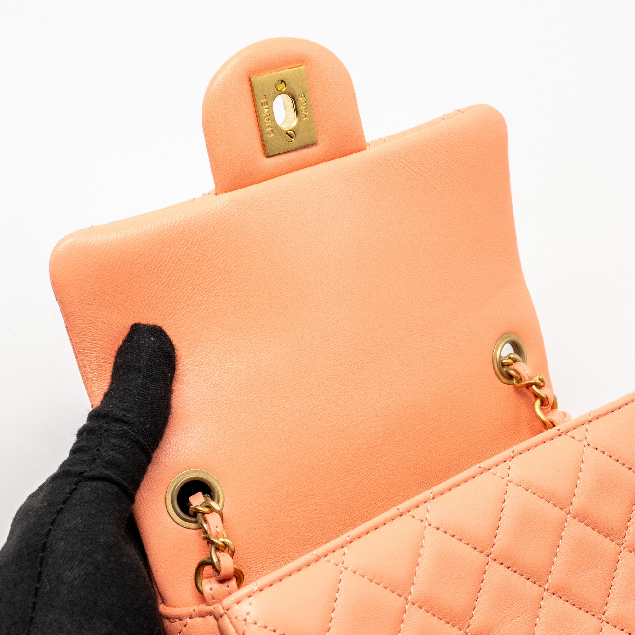 CHANEL PEARL CRUSH MINI SQUARE LAMBSKIN CORAL GHW (MICROCHIP)