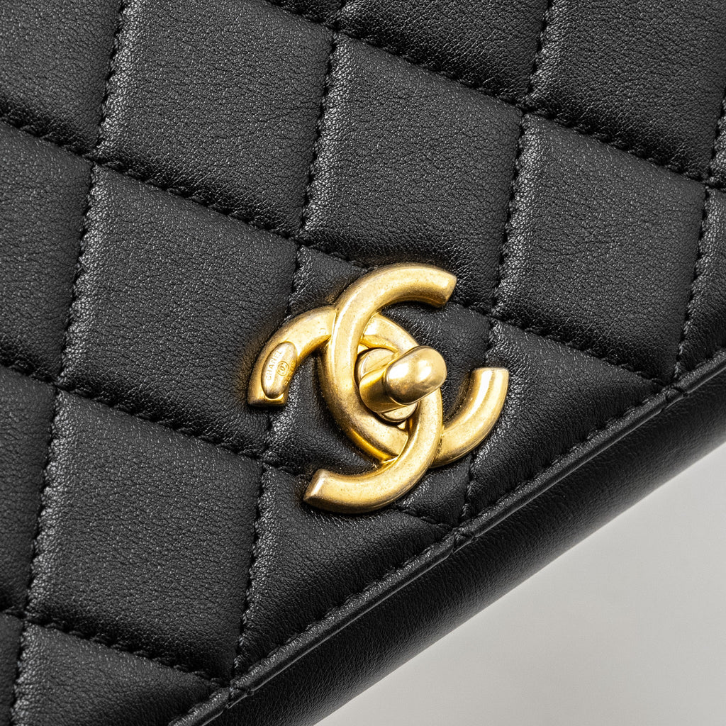 CHANEL SEASONAL FLAP BAG GIANT CHAIN HANDLE WITH PEARL CALFSKIN BLACK BRUSH GHW (MICROCHIP)