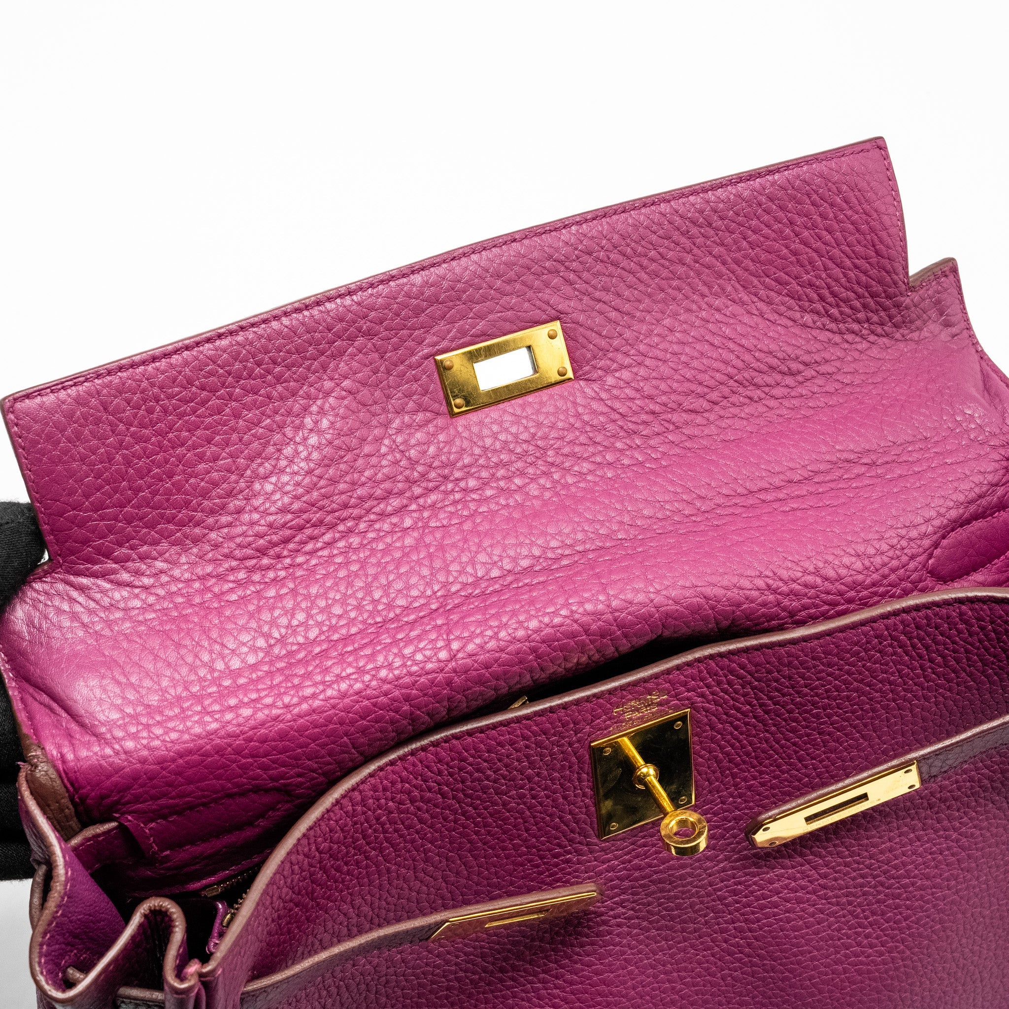 HERMES KELLY 32 CLEMENCE PURPLE TOSCA GHW