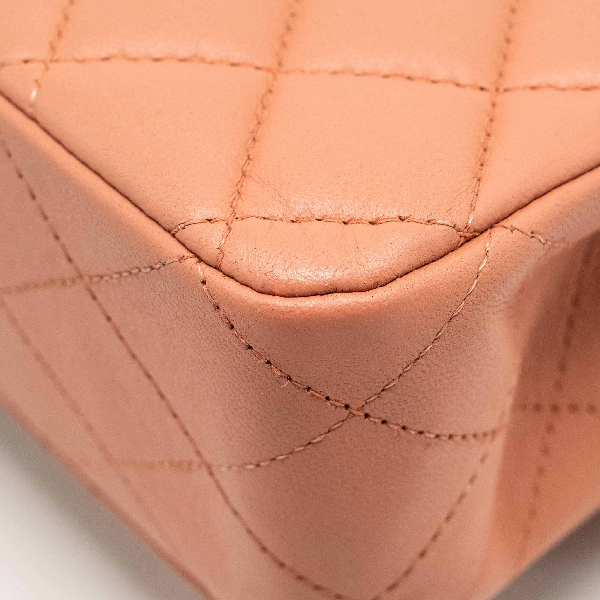 CHANEL MEDIUM CLASSIC DOUBLE FLAP BAG LAMBSKIN PINK SHW (MICROCHIP)